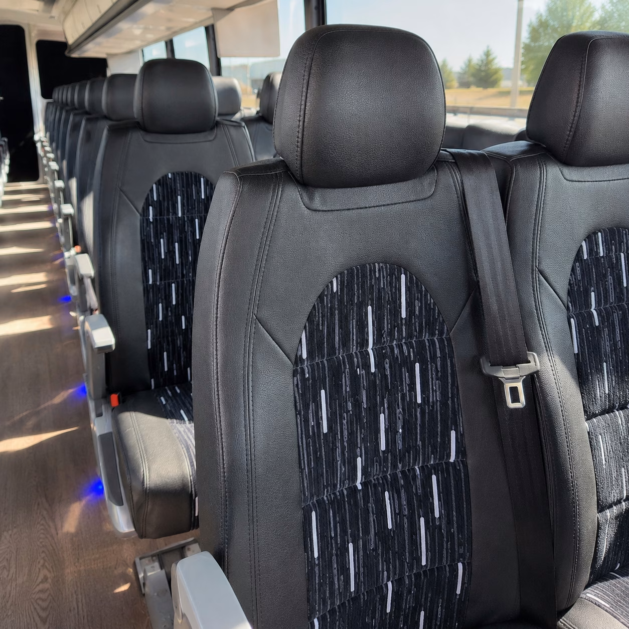 carson charter bus rentals to the getty center and la landmarks