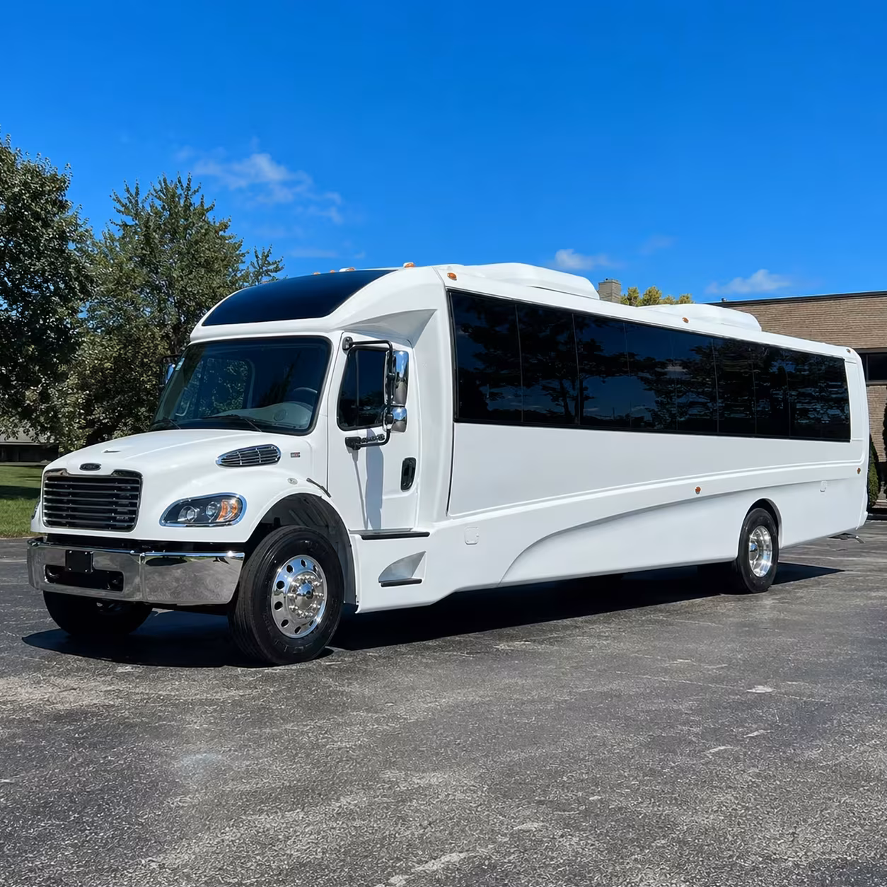 minibus rentals in carson for smaller concert groups