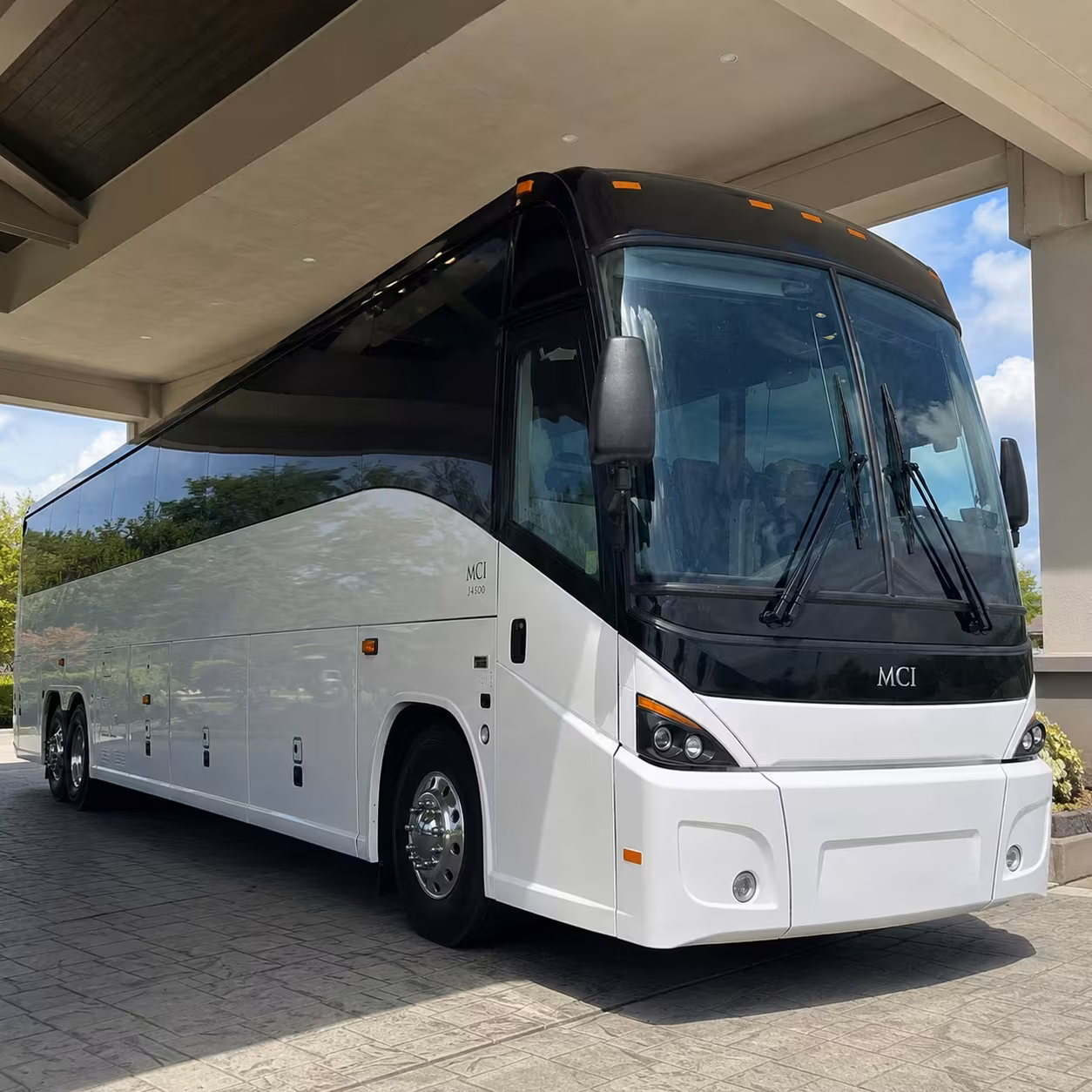 shuttle transportation for los angeles air force base personnel in carson